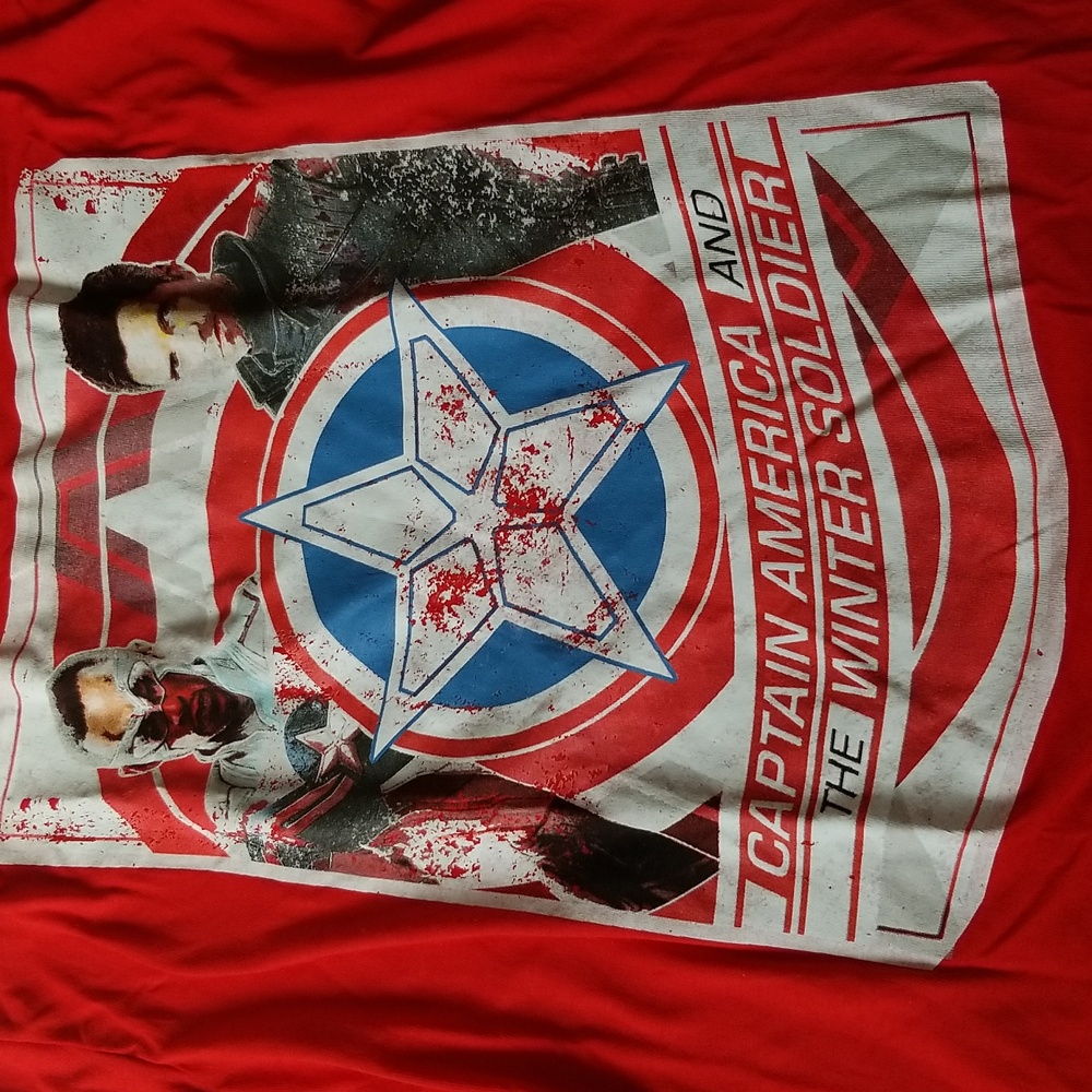 Marvel Captain America men's t-shirt size large